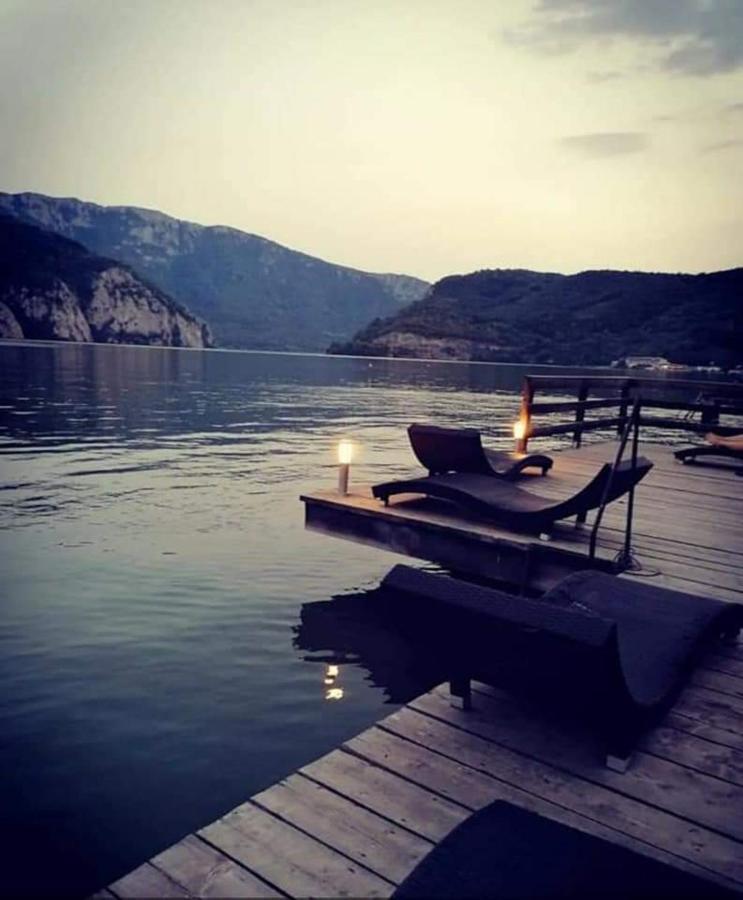 Exclusive Βίλα Ieşelniţa Εξωτερικό φωτογραφία